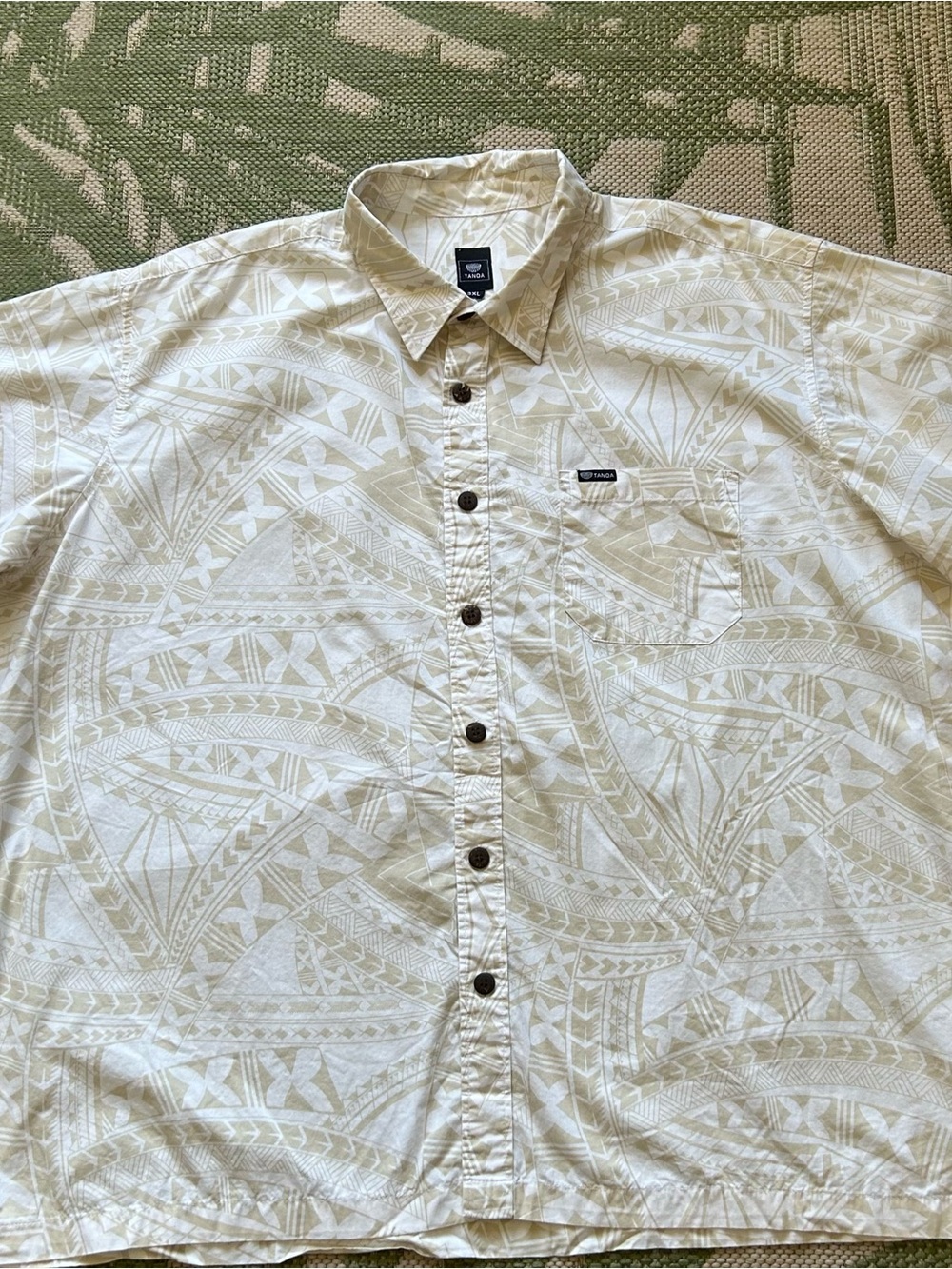 TANOA Men's 100% cotton Short-Sleeve Button-Up Shirt in Cream Tan Tribal Print